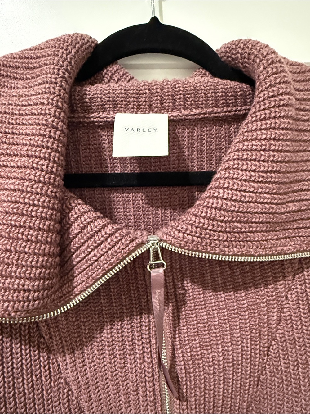 Varley Sweatshirt - Picture 2 of 4